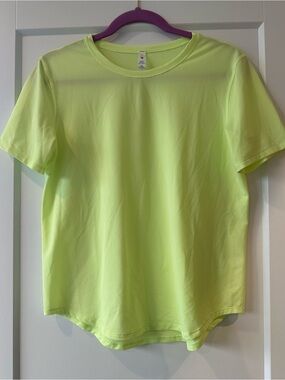 Lululemon Technical Running Shirt Faded Zap Yellow Size 8